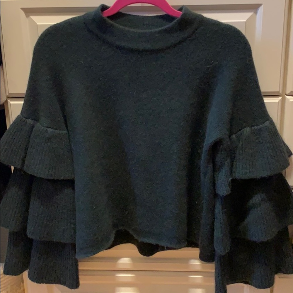 Endless Rose tiered sleeve sweater